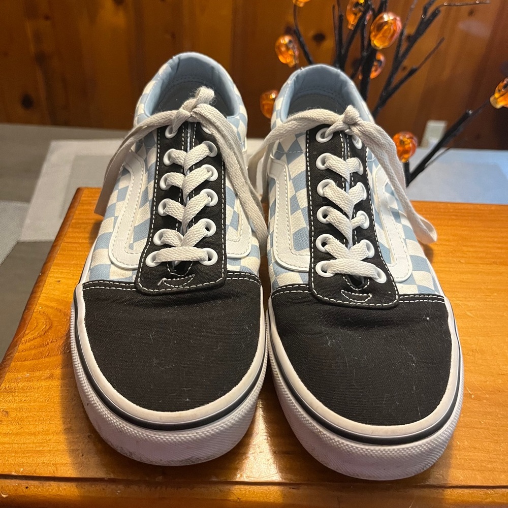 Vans Women’s Checkered Shoe